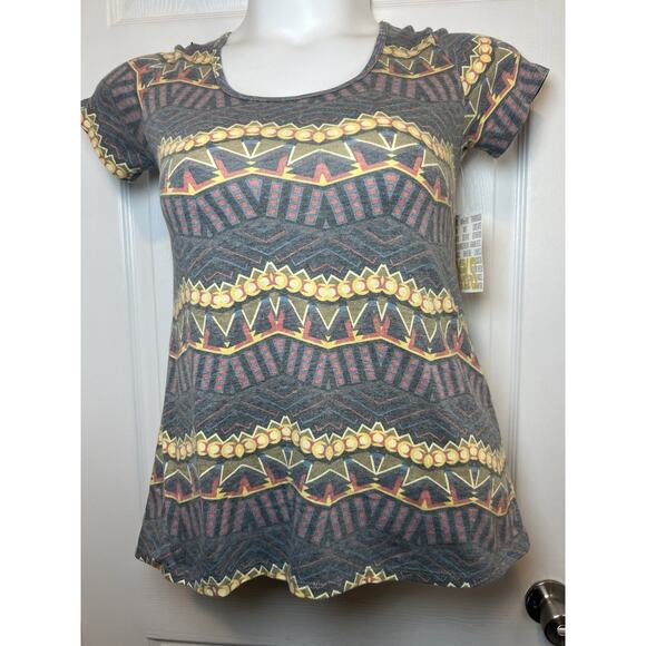 NWT LuLaRoe Classic T Shirt XXS Geometric Tribal Print Soft Comfy - Picture 2 of 9